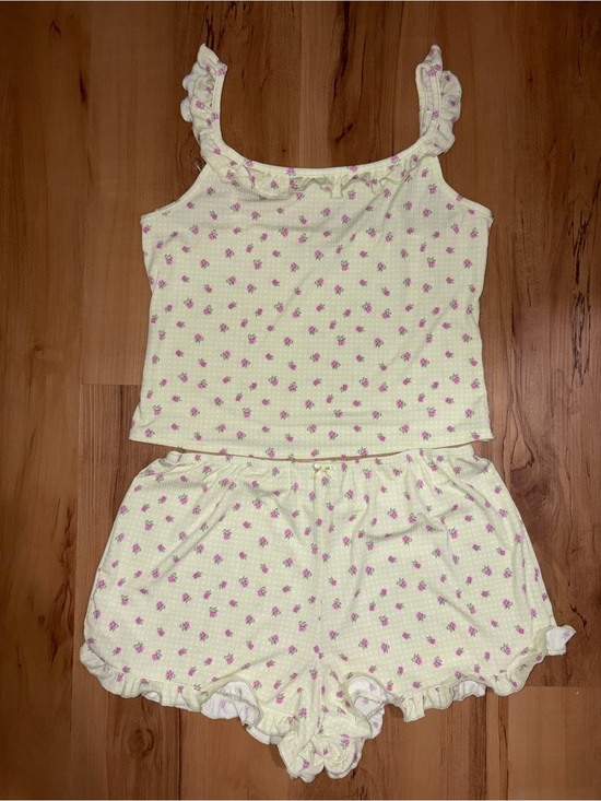 No Boundaries Other - No Boundaries Ruffle Tank Top and Shorts Sleep Set